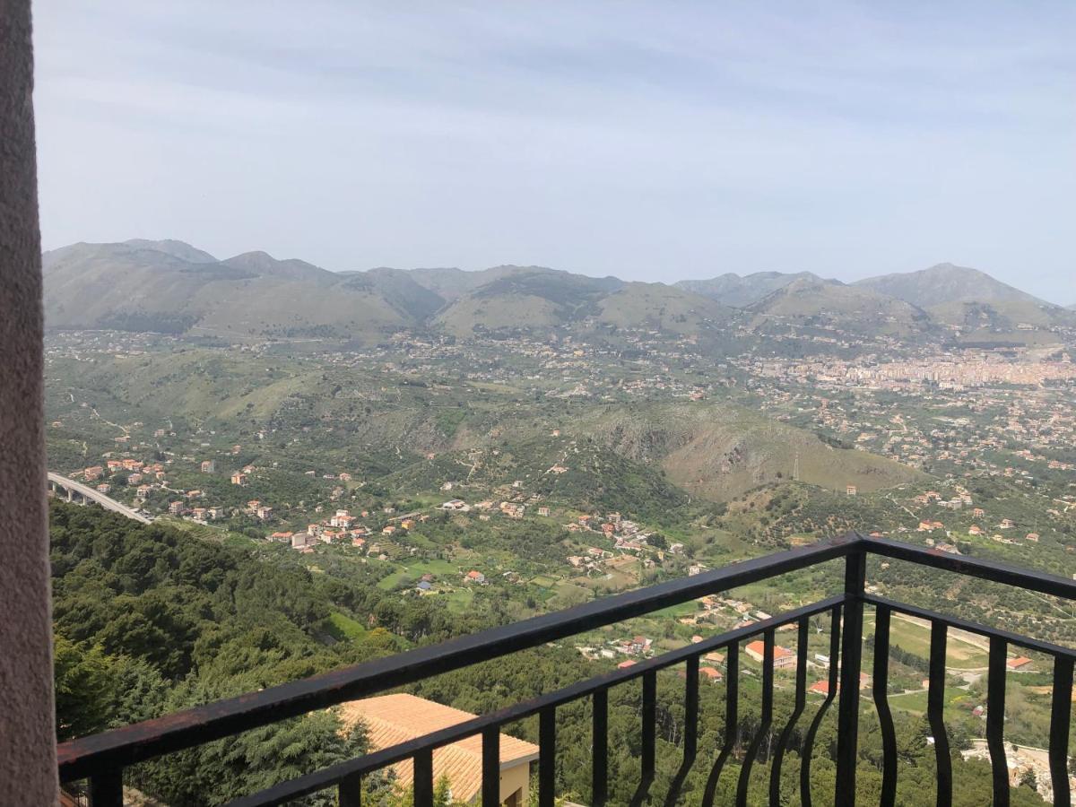 Il Panorama Apartment Altofonte Bagian luar foto